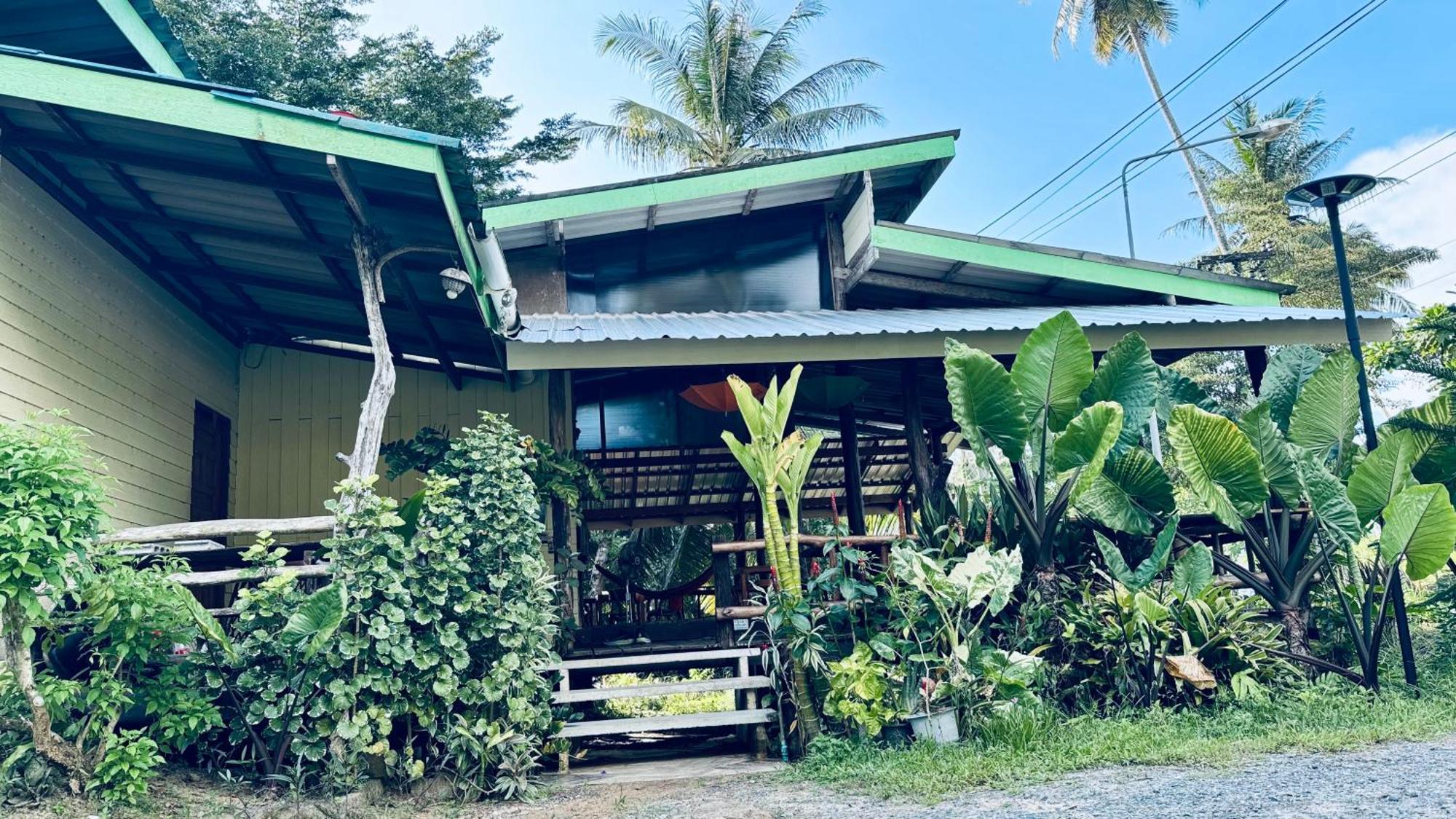 Suan Maprao Ko Kut Resort Exterior foto